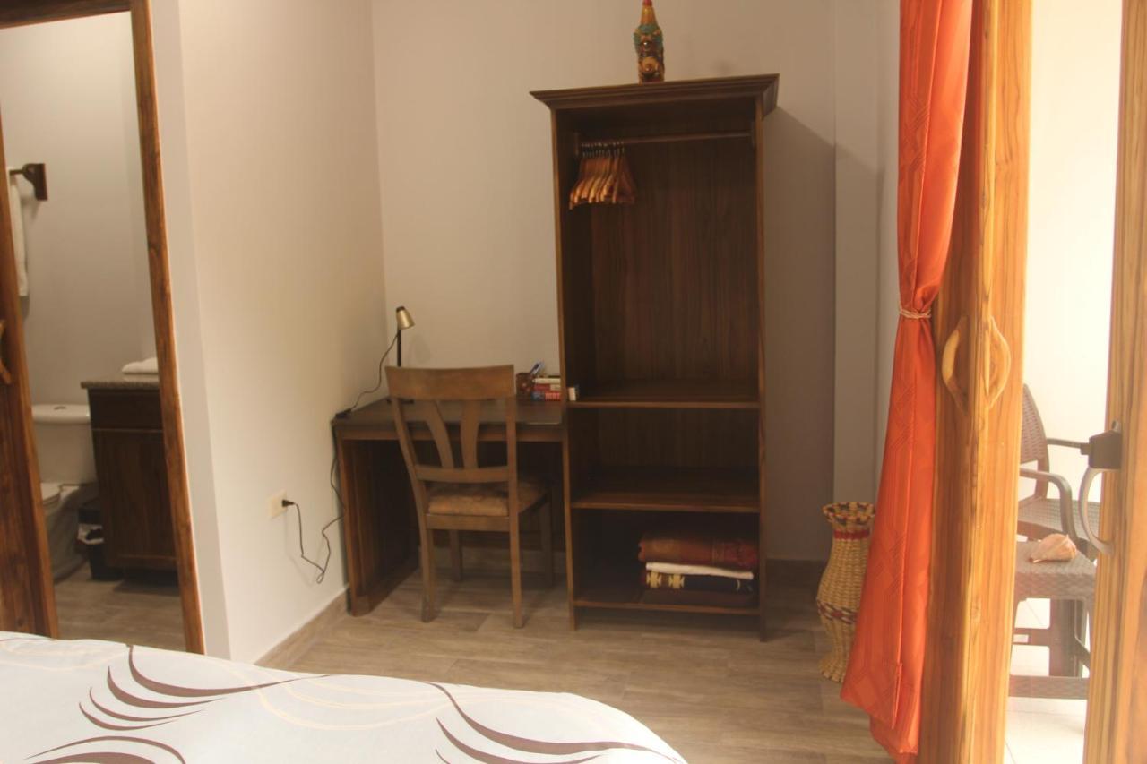 El Ocaso Oceanfront Apartment Canoa Eksteriør bilde